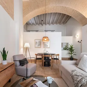 Magno Almansa Apartment